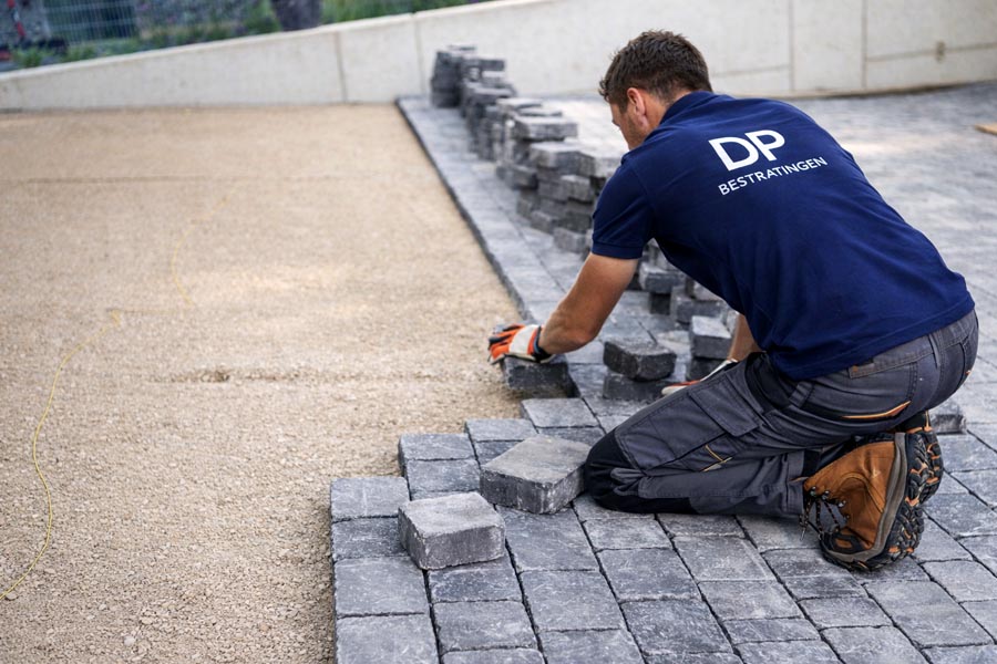 Over stratenmakersbedrijf DP Bestratingen